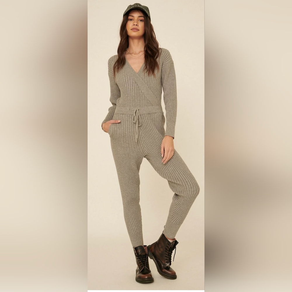 New Promesa Ribbed Jumpsuit